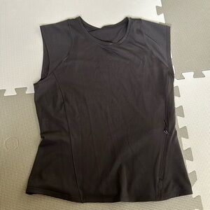 Lululemon tank top size 6